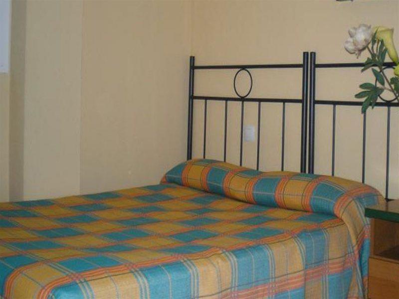 Apartamentos Murallas Zaragoza Exteriör bild